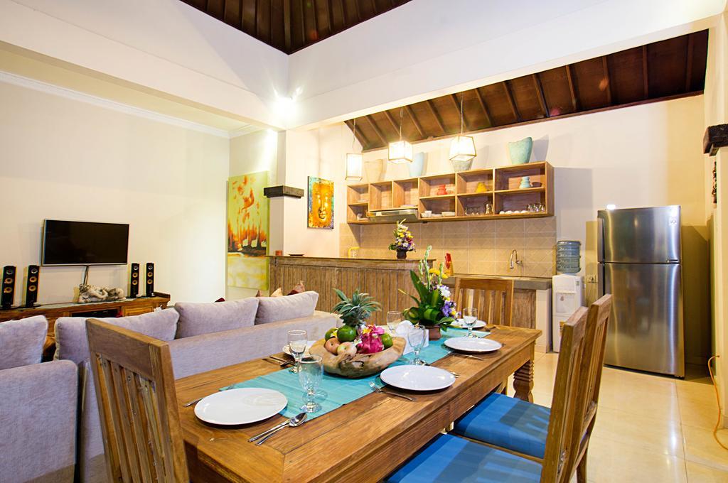 Villa Arushi Seminyak Exteriör bild