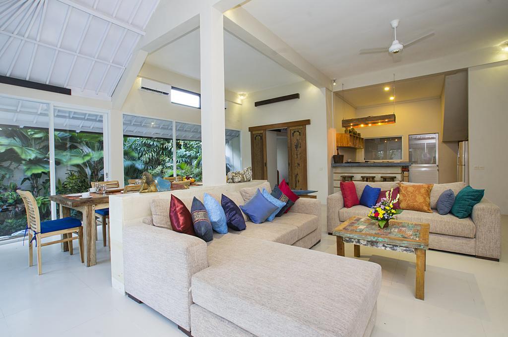 Villa Arushi Seminyak Exteriör bild