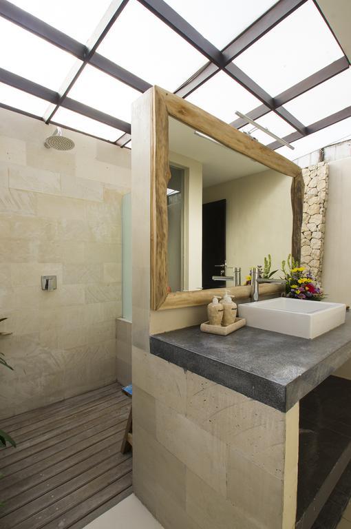 Villa Arushi Seminyak Exteriör bild